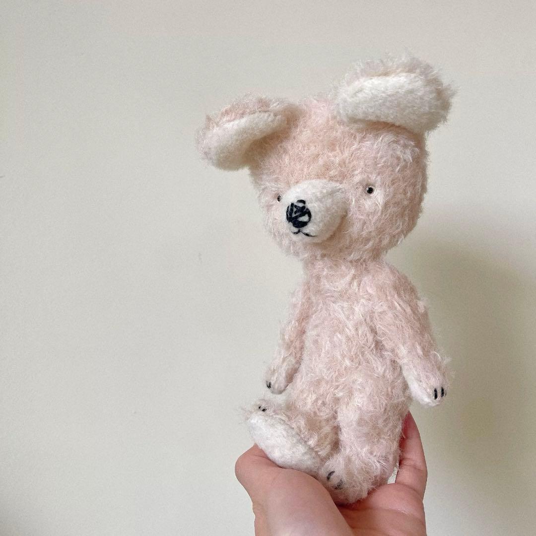 ベイビーピンクのテディベア アーティストベア 海外作家様 ハンドメイド くま