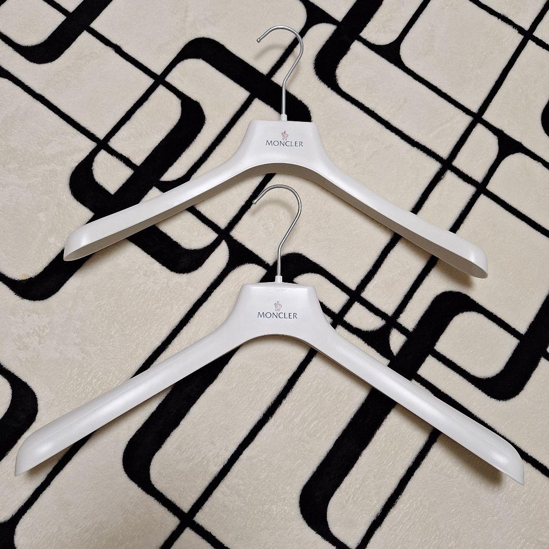 モンクレール ハンガー ガーメントバッグ (45/42) 2セット付属品
