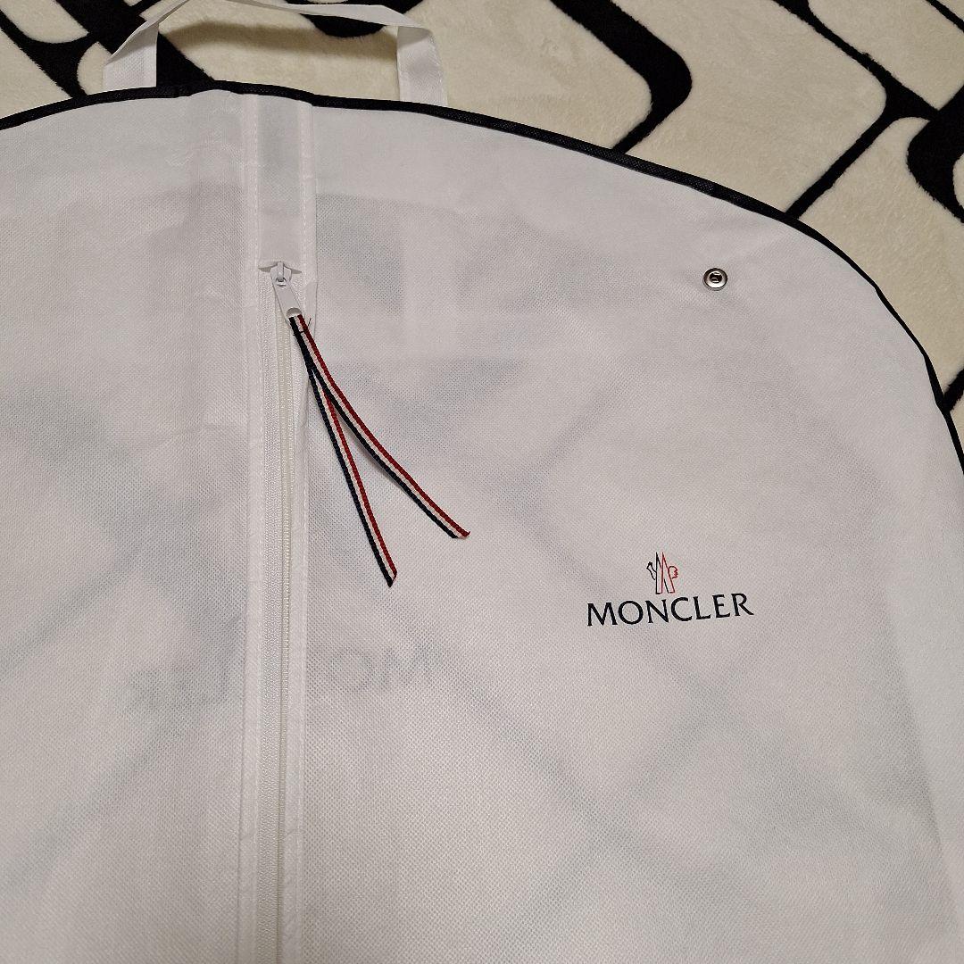 モンクレール ハンガー ガーメントバッグ (45/42) 2セット付属品