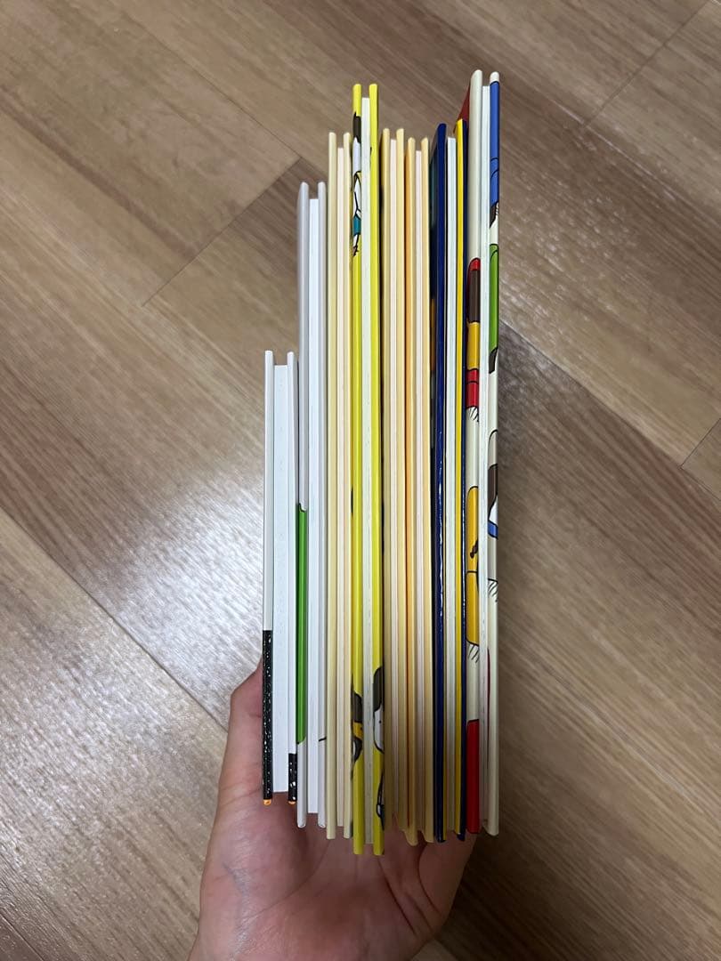 ヨシタケシンスケ　絵本　まとめ売り　31冊　りんごかもしれない　もうぬげない