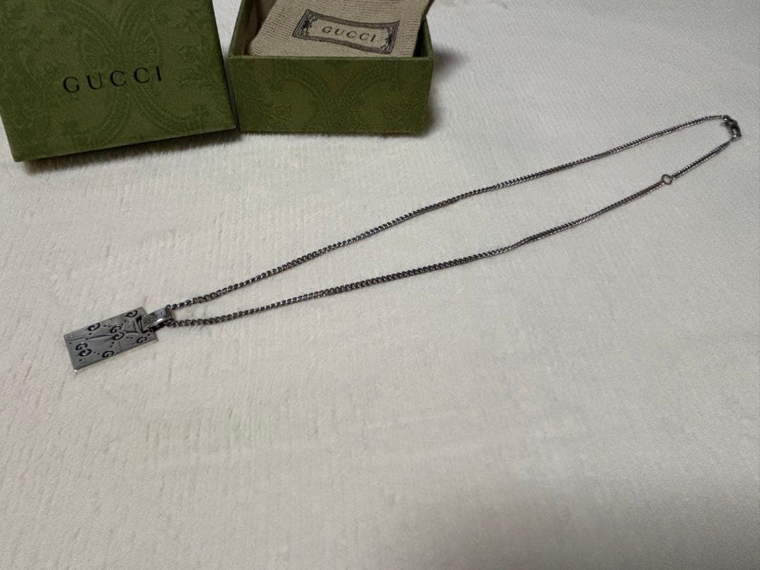 GUCCI グッチ ゴースト シルバー プレート型ネックレス