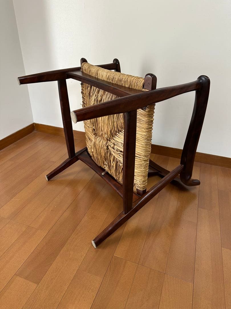 松本民芸家具　椅子　77型曲肘ラッシチェア　アームチェア　シール　作者名あり