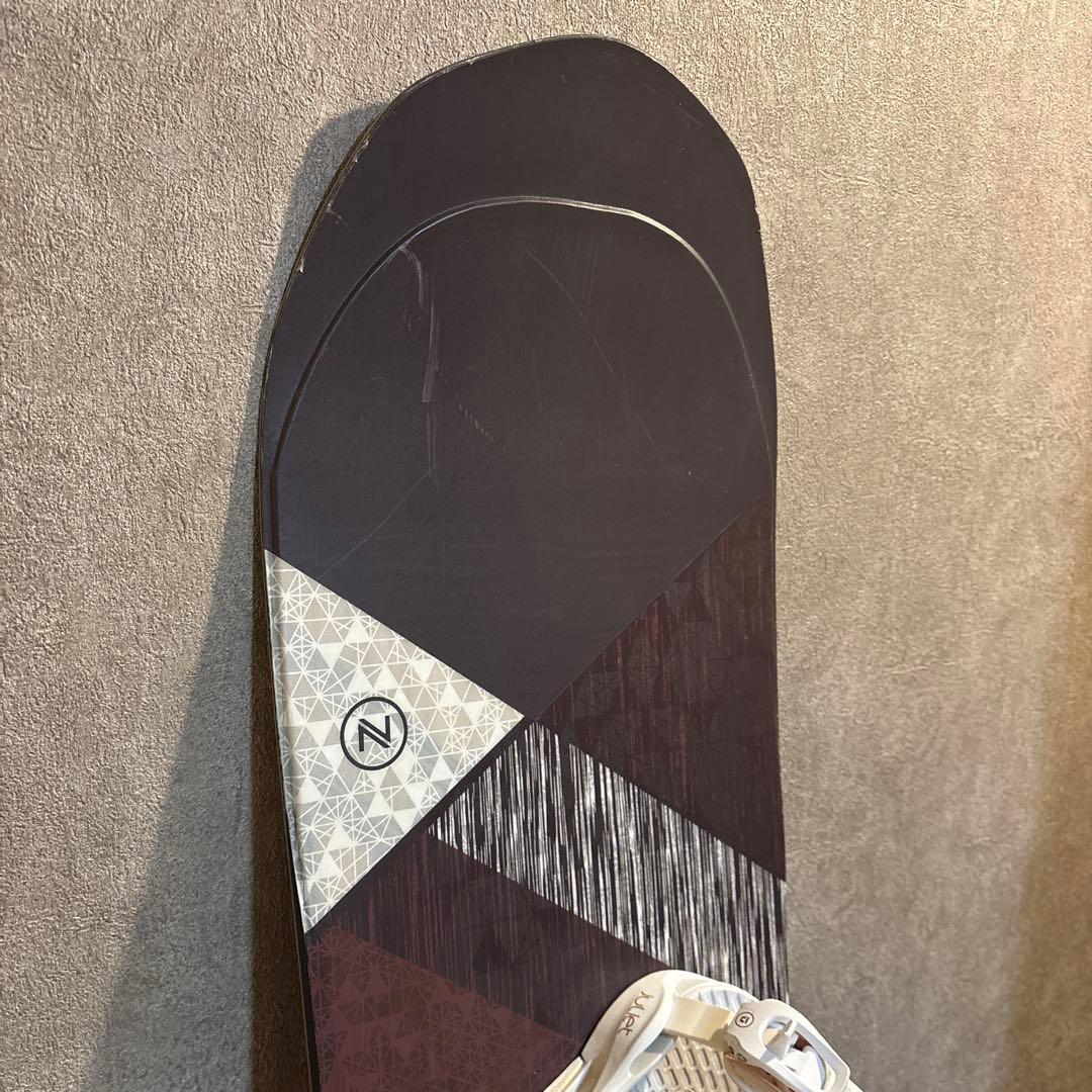 ナイデッカースノーボード板143cm/ユニオンのビンディング付き