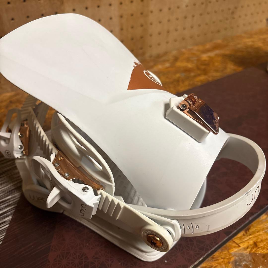 ナイデッカースノーボード板143cm/ユニオンのビンディング付き