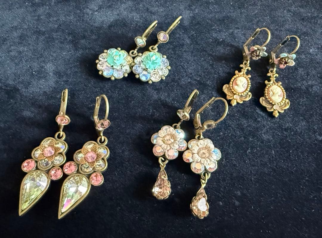 MICHAL NEGRINミハエルネグリン　ピアス4点セット