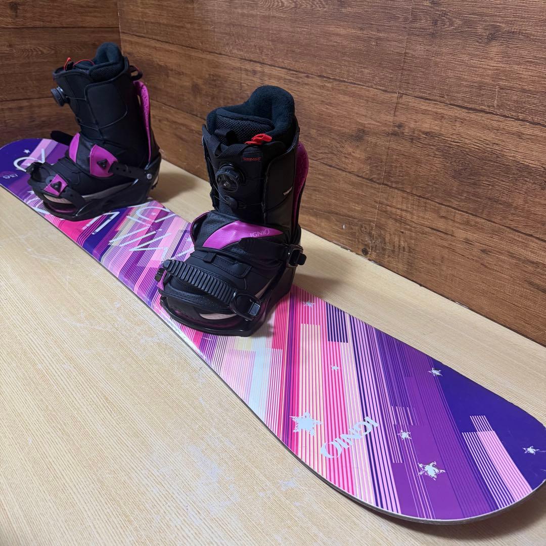初心者オススメ　IGNIOレディース　スノーボード　3点　メンテ済み　かわいい