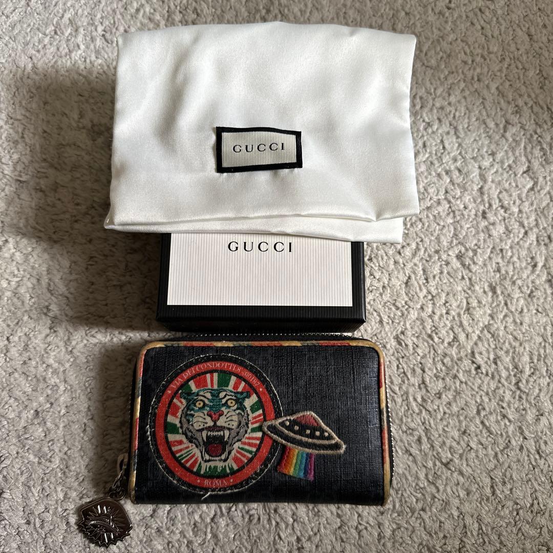 GUCCI（グッチ）　ウォレットケース　財布　496343