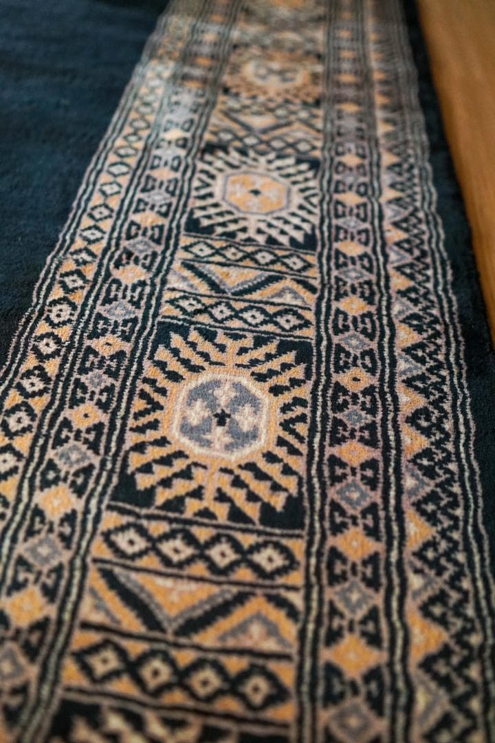 パキスタン手織り絨毯 293×254cm