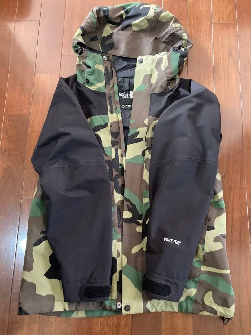 ノースフェイス　マウンテンジャケット 迷彩