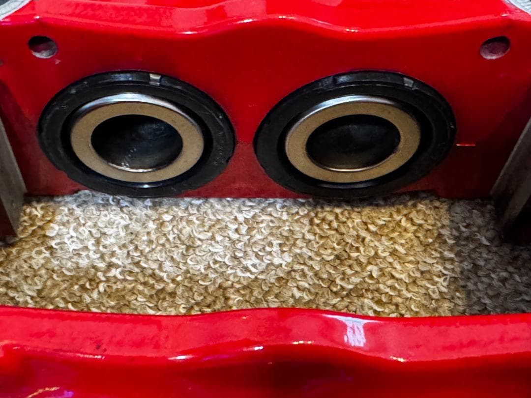 ルノー メガーヌ 4RS トロフィー ブレンボ Brembo キャリパー