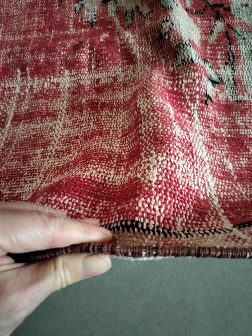 大判/シャビーな赤　ヴィンテージトルコラグ　No.666