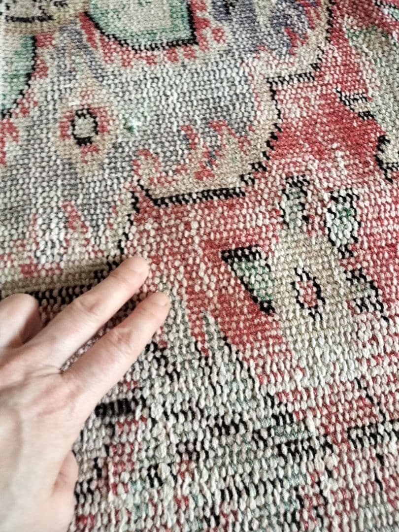 大判/シャビーな赤　ヴィンテージトルコラグ　No.666