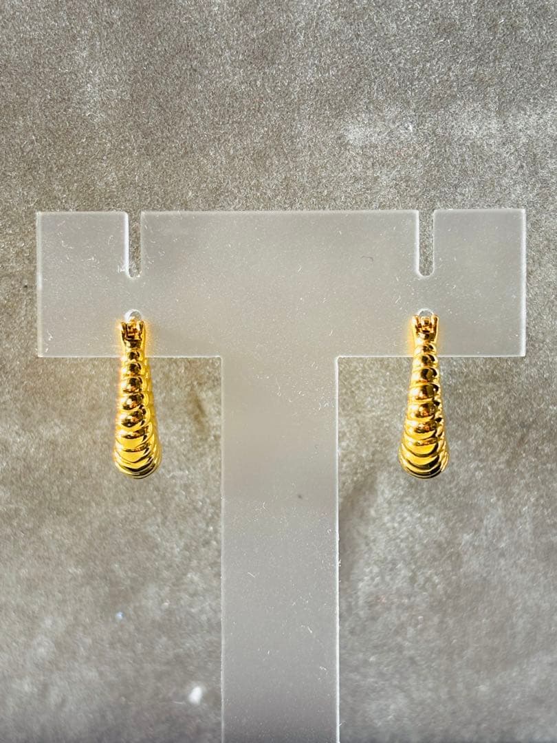 18金 K18ゴールド レディース 新品 デザインピアス　15mm