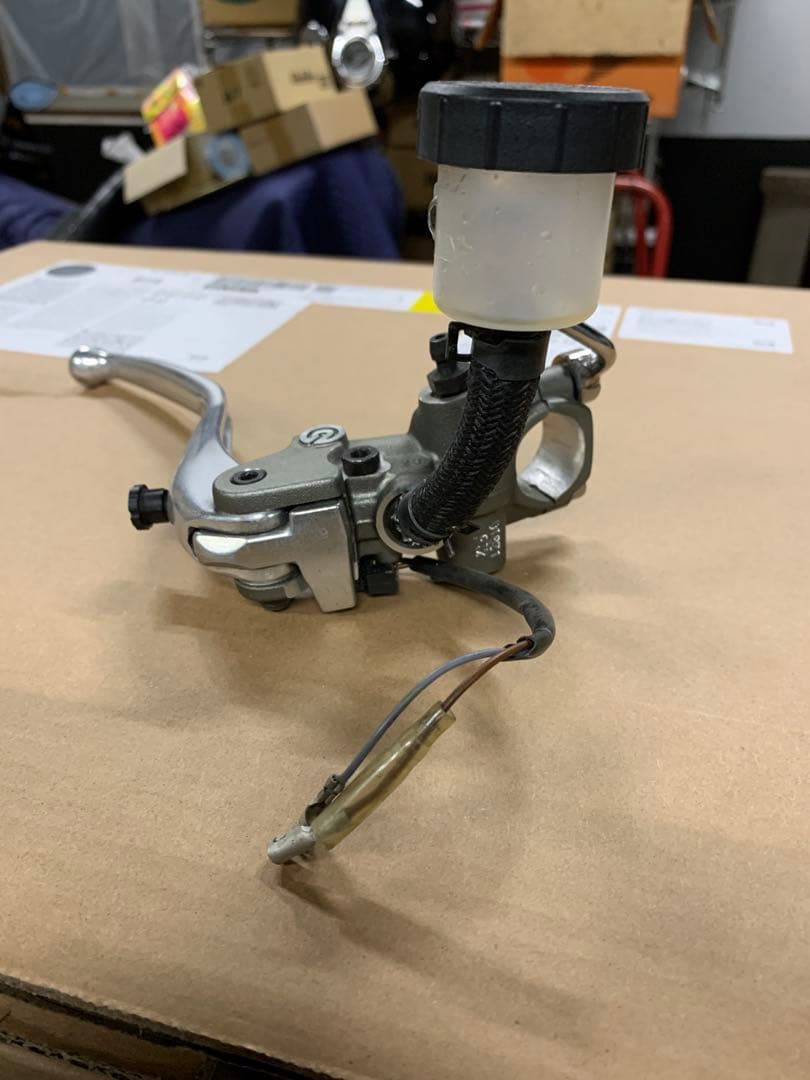 ブレンボ　ブレーキマスター