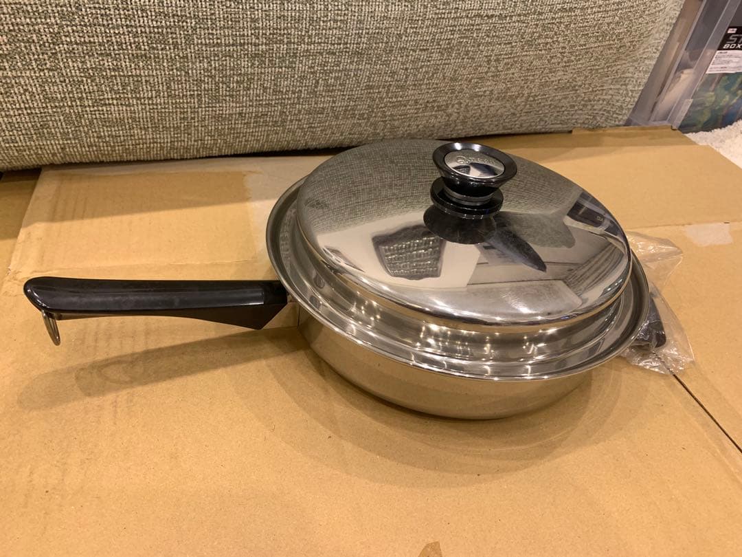 新品 アムウェイ 蓋付き 大フライパン