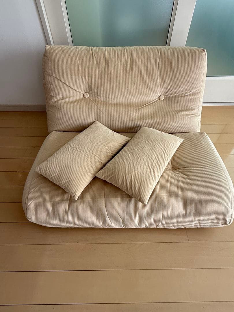 リクライニング　ローソファー