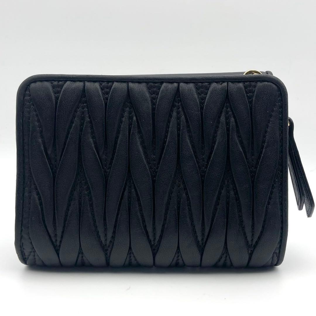 超極美品● ミュウミュウ 折り財布 3つ折り マテラッセ ブラック レザー 現行