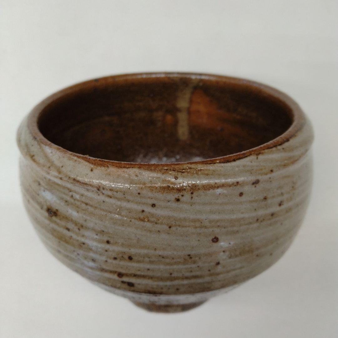 人間国宝　島岡達三さんの「地釉刷毛目盌」