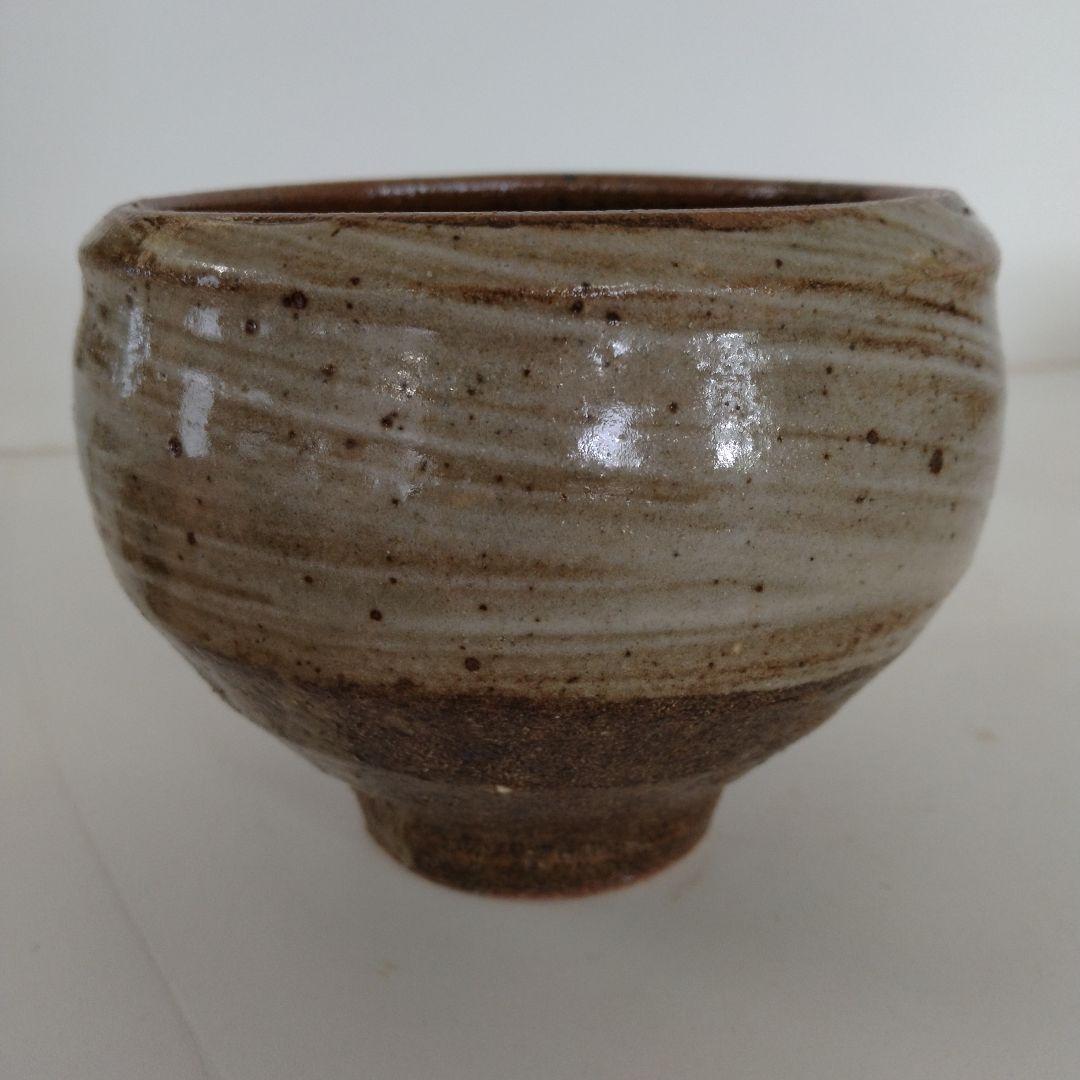 人間国宝　島岡達三さんの「地釉刷毛目盌」