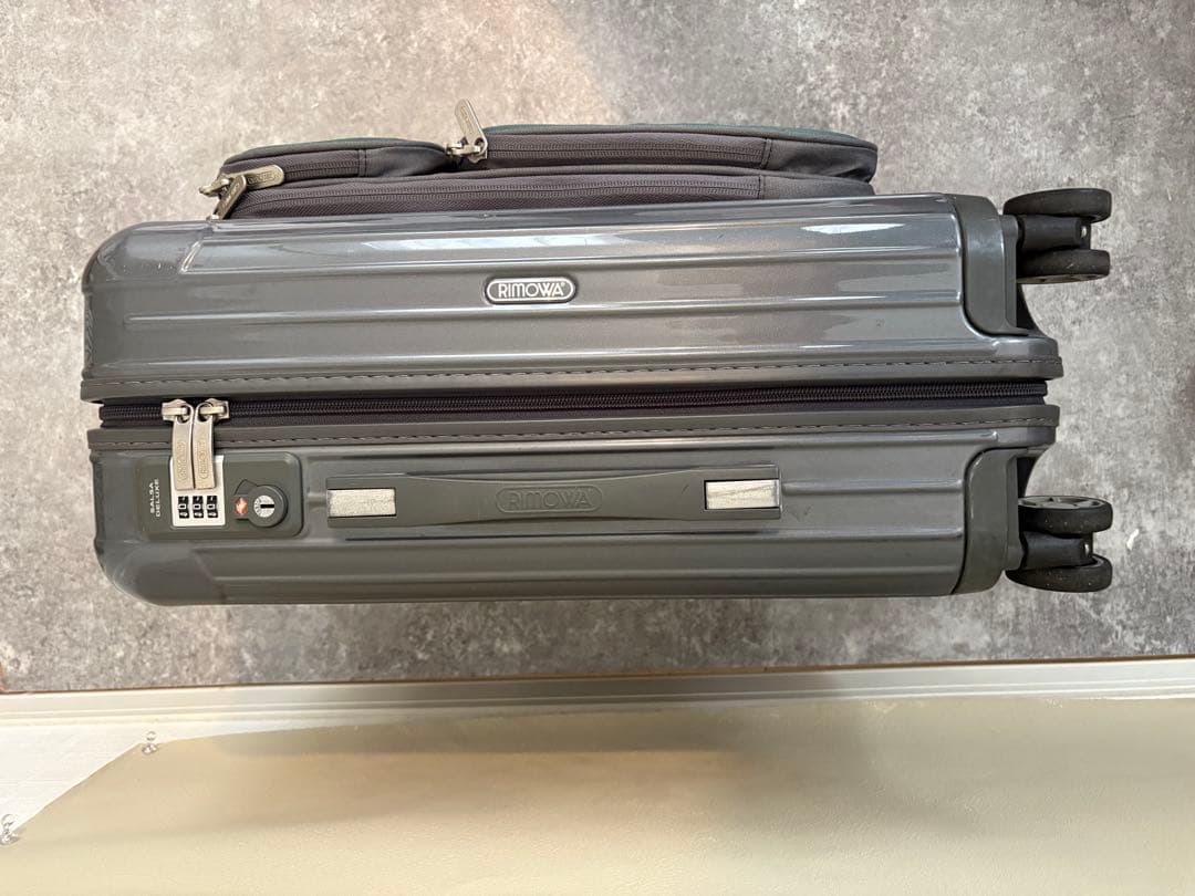 RIMOWA SALSA DELUXE リモア　サルサ ハイブリッド 35L４輪