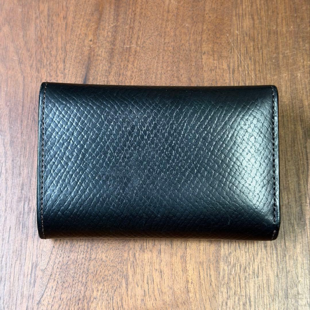 WILDSWANS(ワイルドスワンズ)中型三つ折り財布・BYRNE　黒