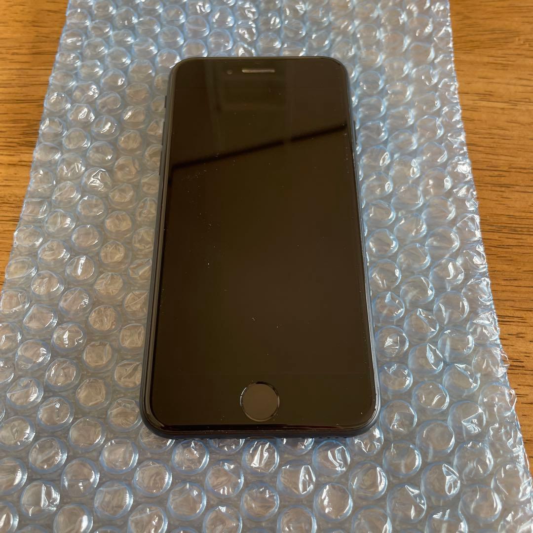 Apple iPhoneSE第二世代128GB SIMフリーブラック