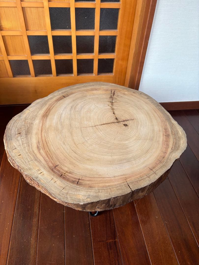 無垢材円形テーブル（ブラック脚） 丸太 サイドテーブル