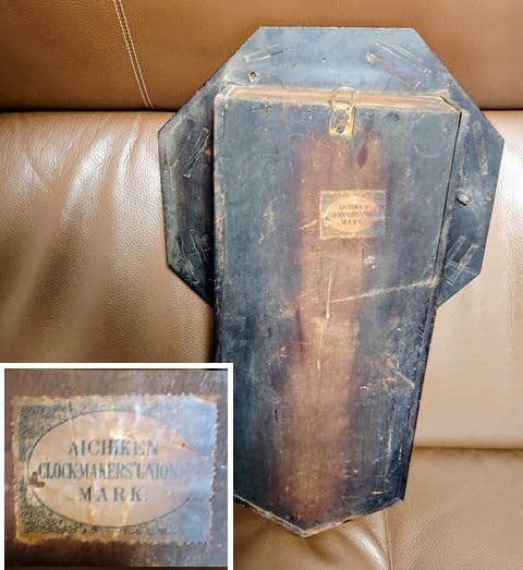 〈完動・美品〉愛知時計　漆塗り小型金縁八角ゼンマイ振り子時計