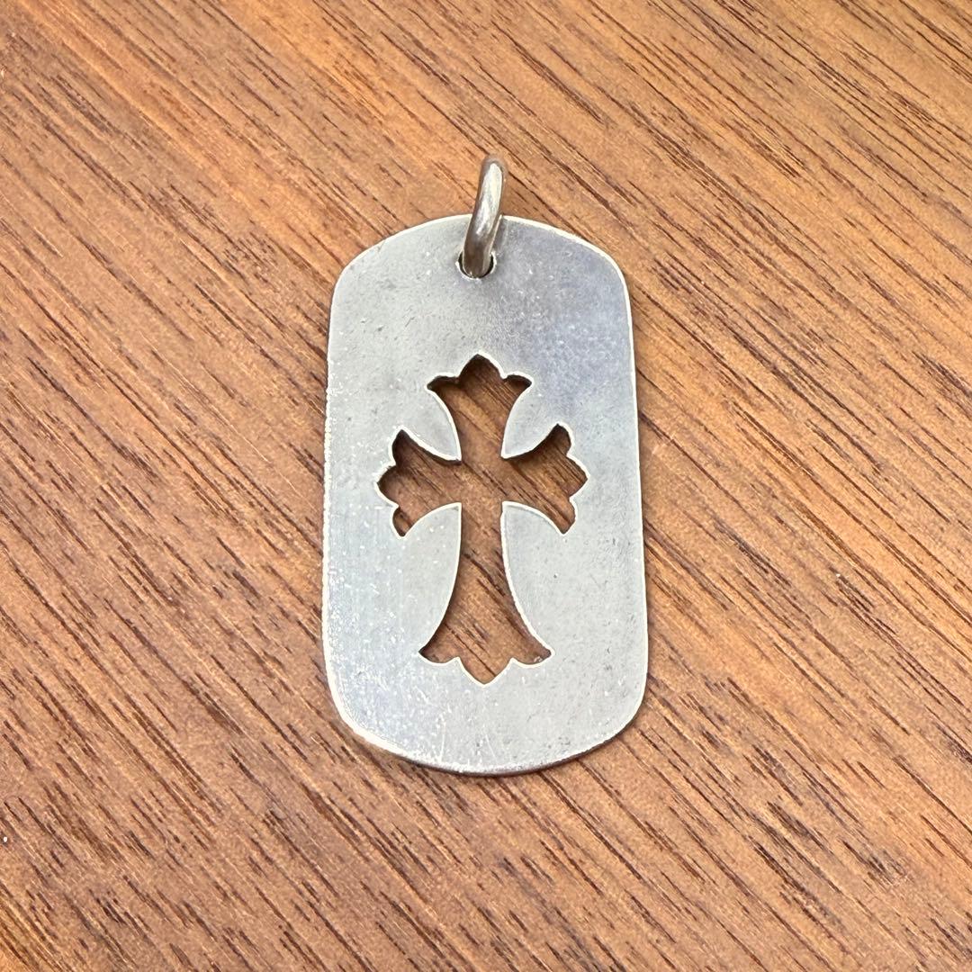 クロムハーツ　カットアウトクロスドッグタグ　ラージ