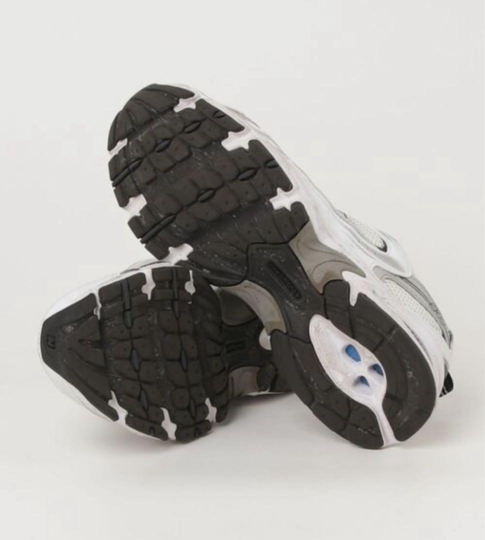 美品 New Balance MR530SG 24センチ