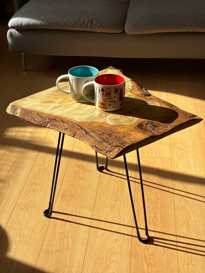 【現品限り】国産楠（くすのき） 無垢一枚板サイドテーブル｜天然木の表情を楽しむ