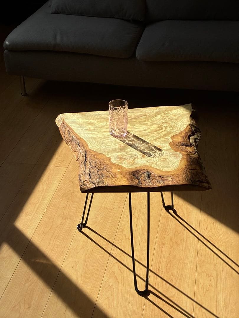 【現品限り】国産楠（くすのき） 無垢一枚板サイドテーブル｜天然木の表情を楽しむ