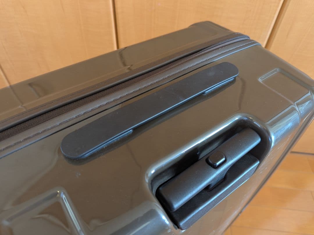 ゼロハリバートン ZERO Air 4輪 ハード トロリー キャリーケース 57