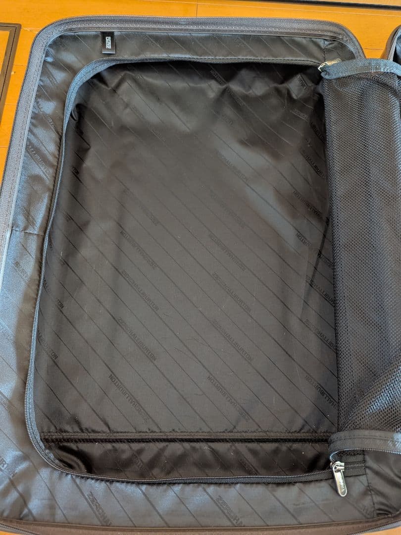 ゼロハリバートン ZERO Air 4輪 ハード トロリー キャリーケース 57