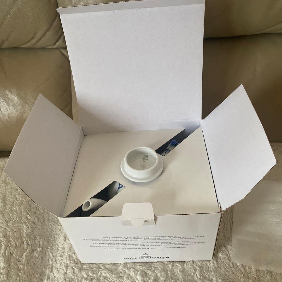 ✨新品・未使用品✨ブルーフルーテッド プレイン ティーポット 700ml