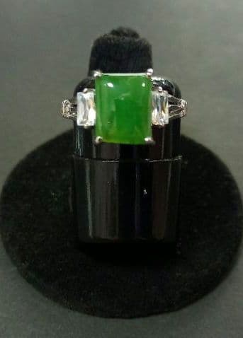 天然石ヒスイ·リング