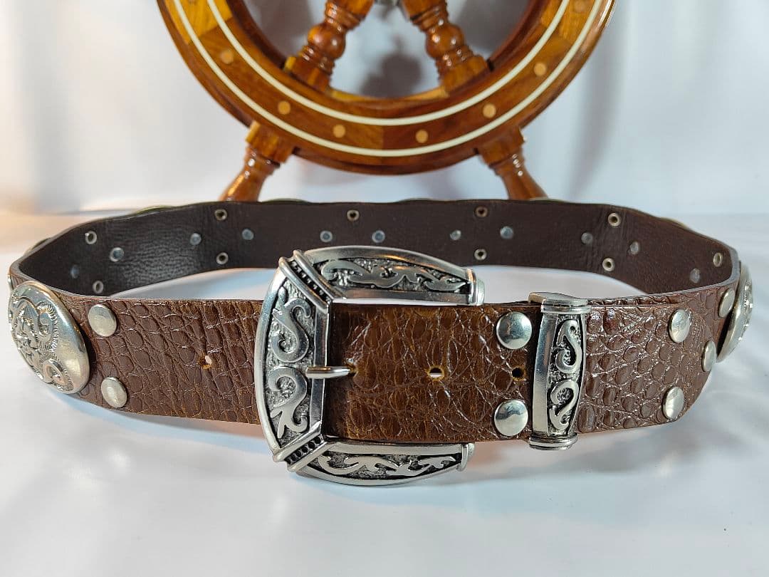 【Vintage】NANNI　イタリア製　高級コンチョドレスベルト 本革正規品