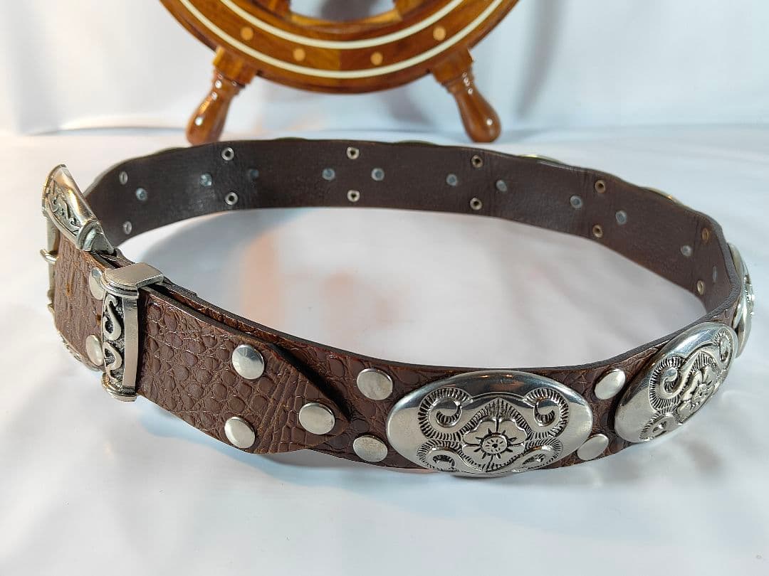 【Vintage】NANNI　イタリア製　高級コンチョドレスベルト 本革正規品