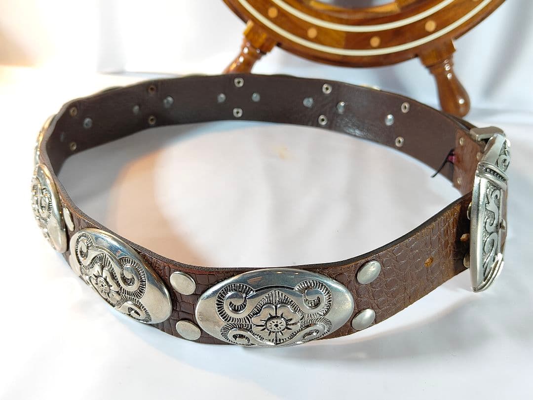 【Vintage】NANNI　イタリア製　高級コンチョドレスベルト 本革正規品