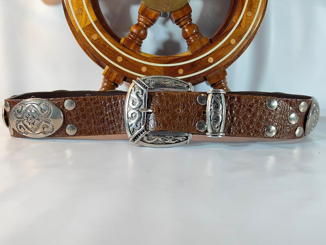 【Vintage】NANNI　イタリア製　高級コンチョドレスベルト 本革正規品