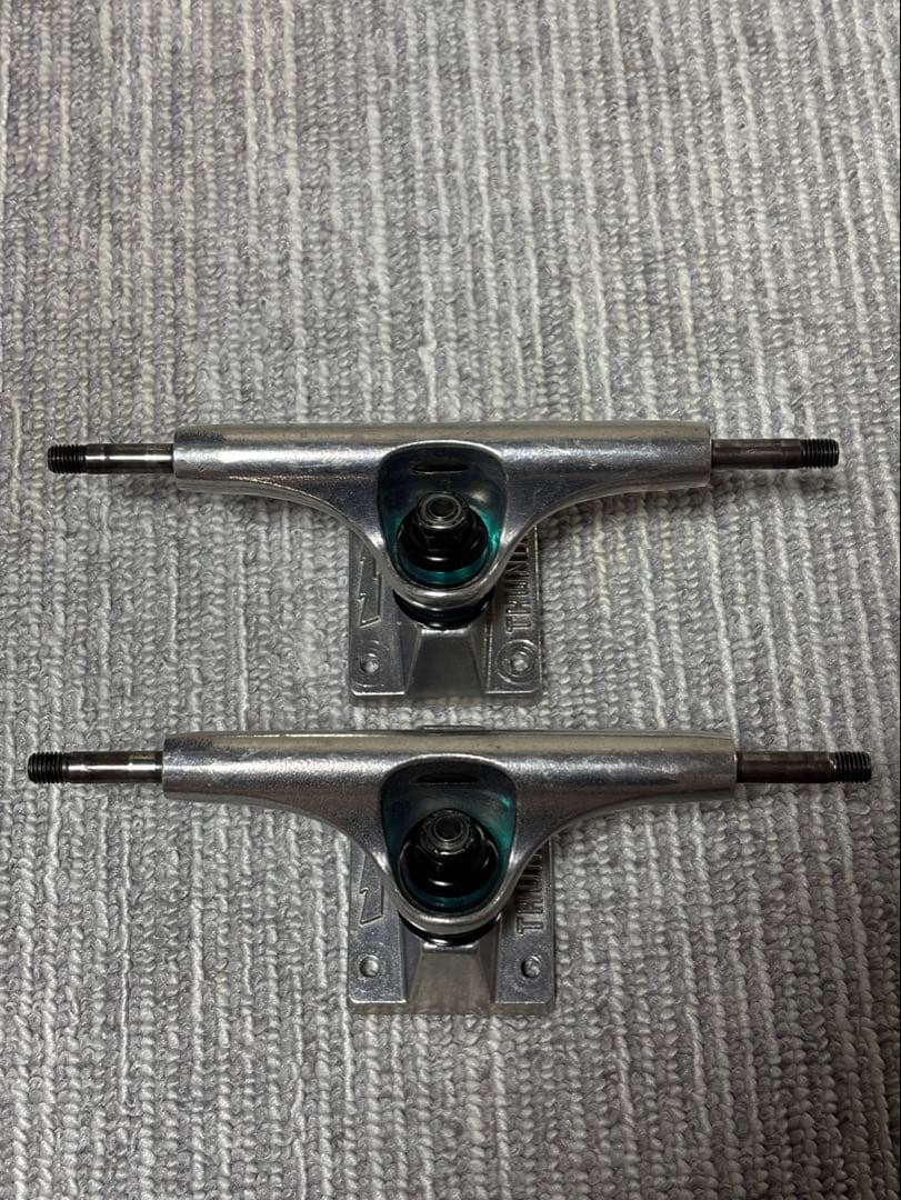 THUNDER トラック 147 HI 7.9-8.12inch