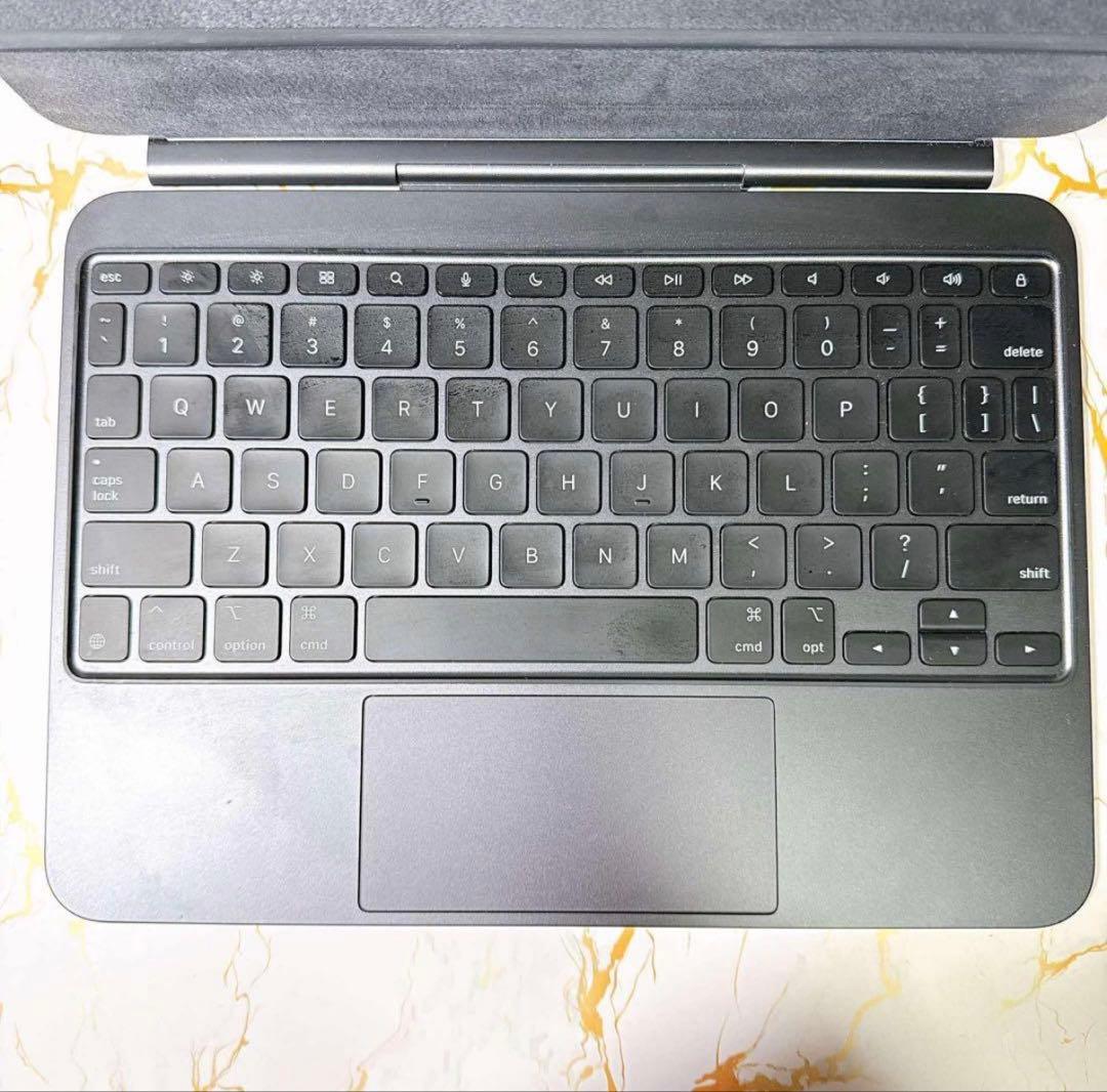 美品Magic Keyboard iPad Pro 11インチM4 M5