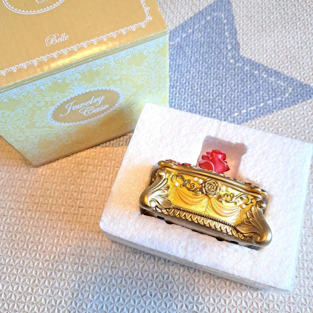 オーロラ姫　ジュエリーケース　バラ装飾 ゴールド アクセサリーケース