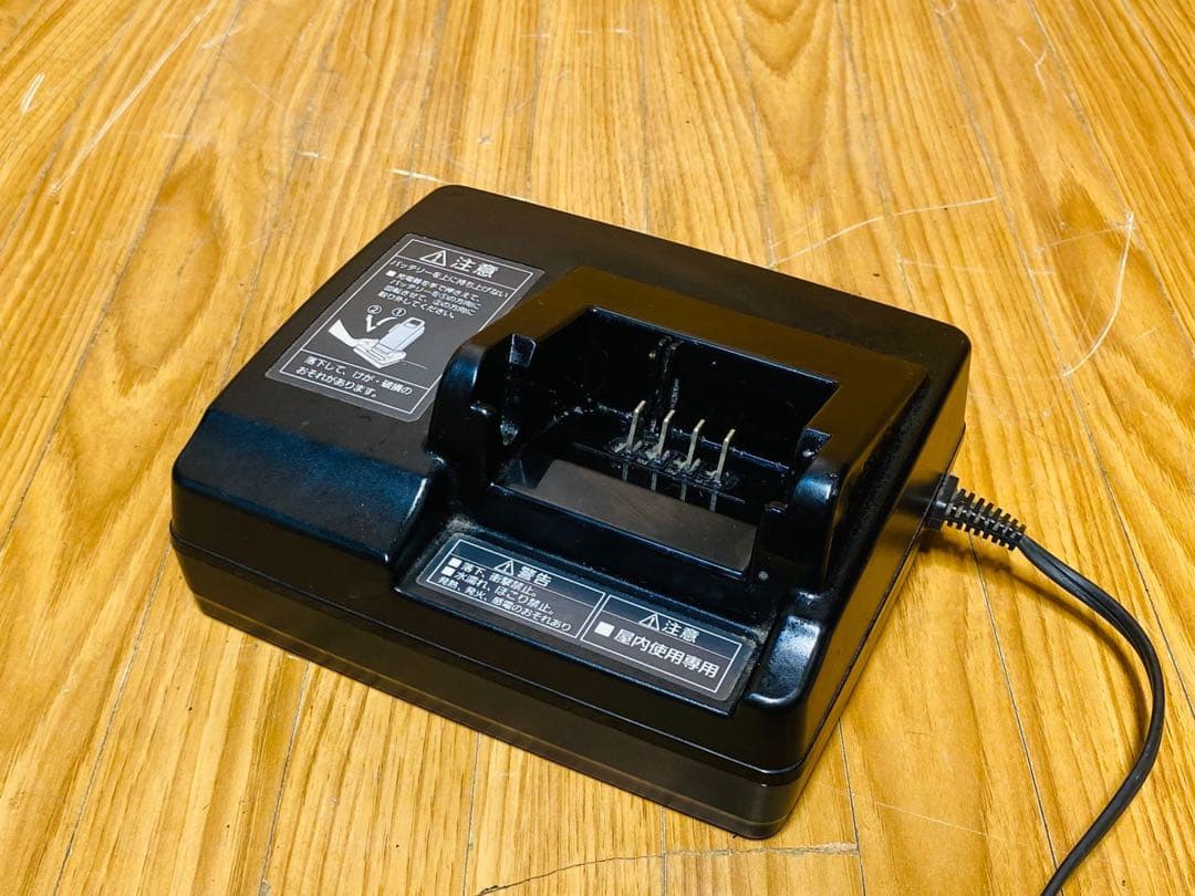 Panasonic 電動自転車用充電器 NKJ073Z 日本制