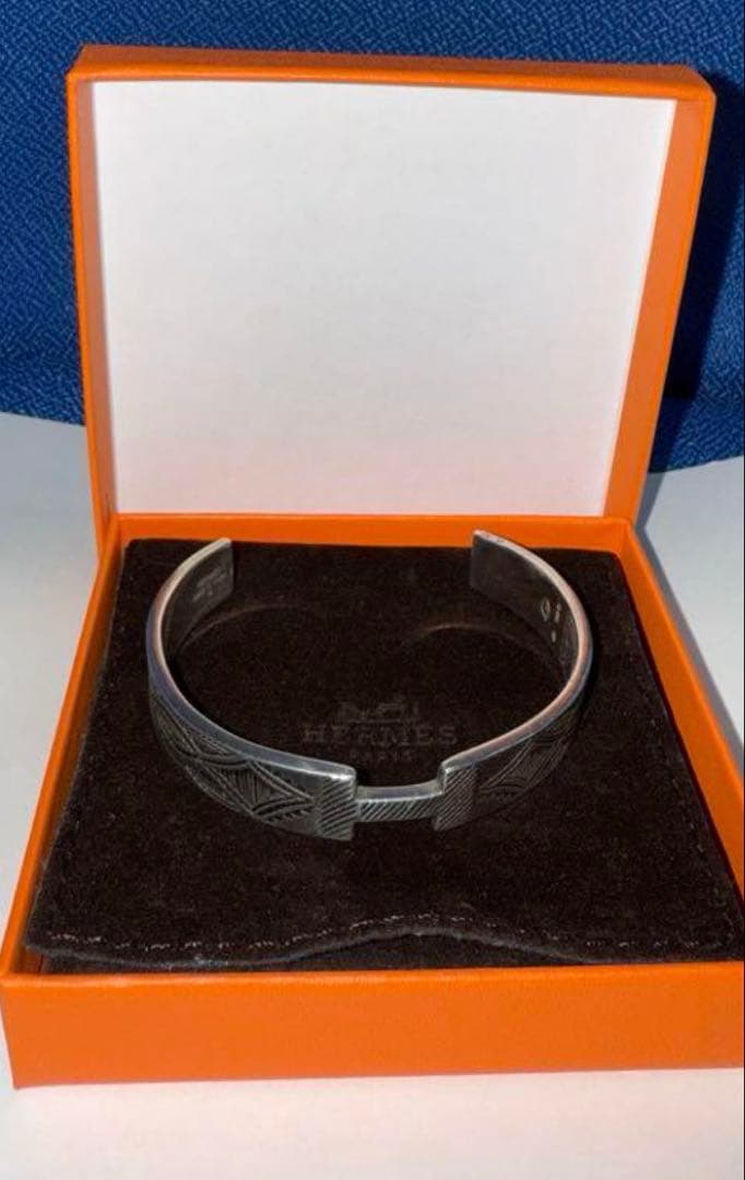 エルメス　HERMESTouaregトゥアレグ タコルテ バングルT4 美中古