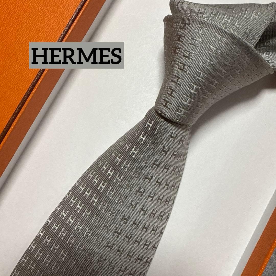 エルメス　ネクタイ　シルバー　H柄H織ファソネ