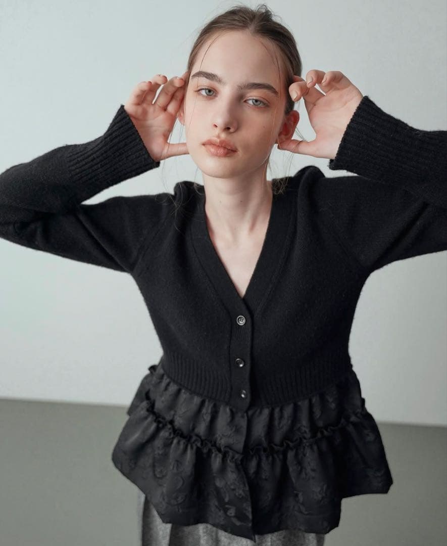 新品未使用★ シーニュ Cygne ドッキングニットカーデ beth