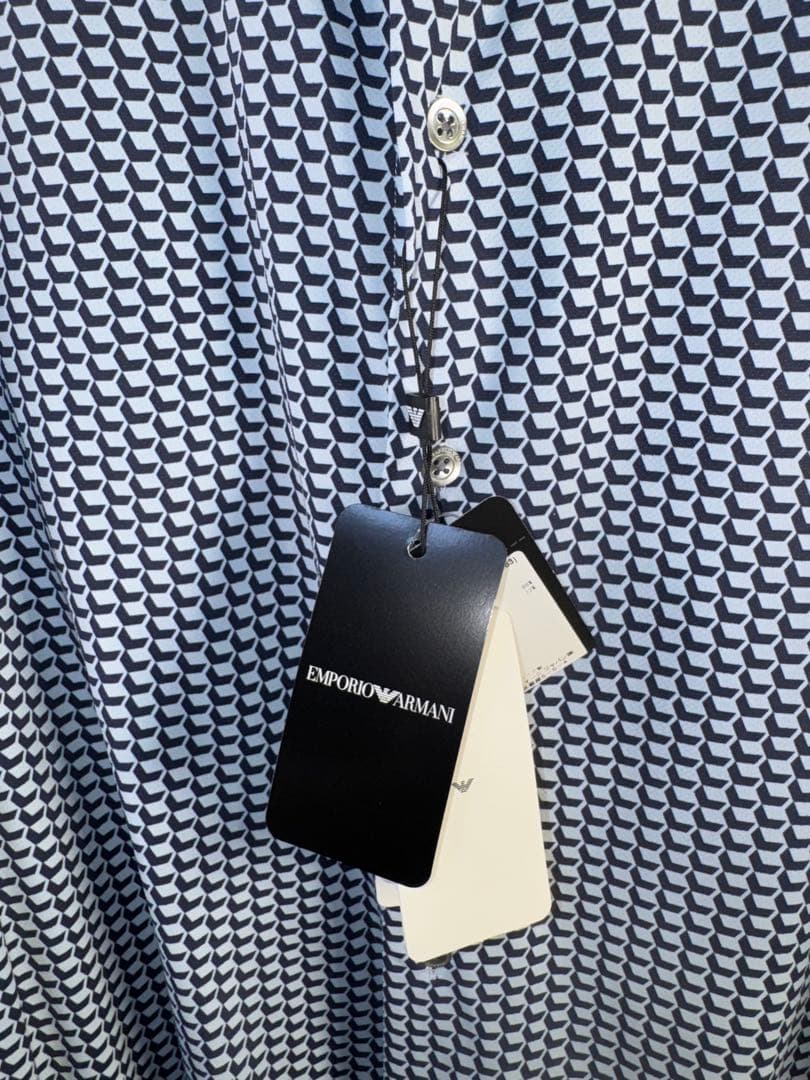 【エンポリオアルマーニ】新品タグ付き定価73,000円ストレッチドレスシャツL