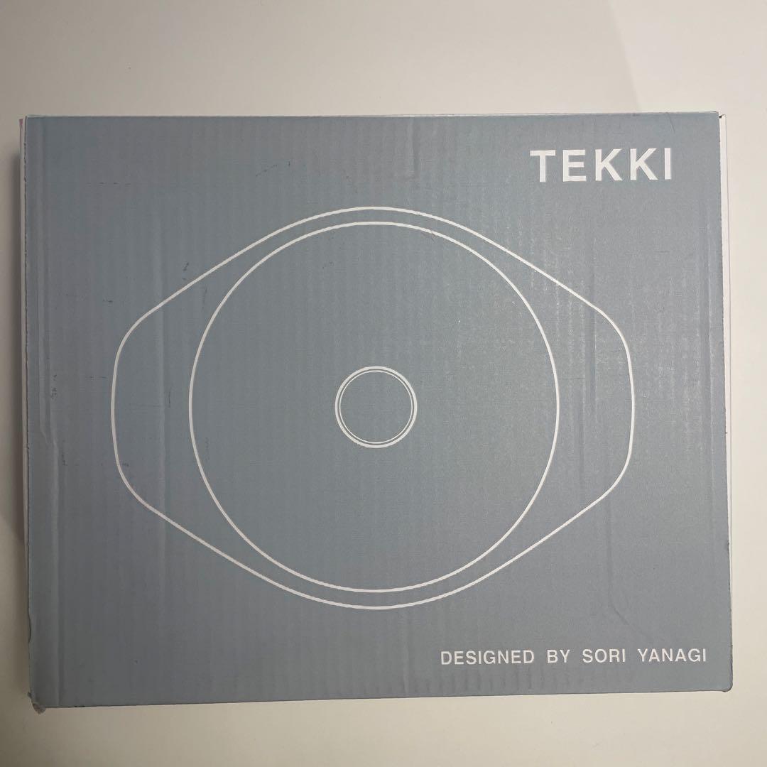 【未使用品】柳宗理 南部鉄器浅型鉄鍋 鉄蓋・ハンドル付 IH対応 ＜22㎝＞