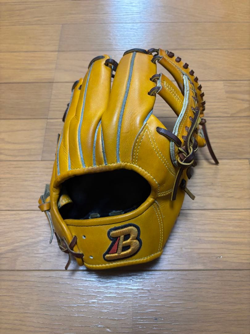 ベルガード 硬式 内野手用グラブ